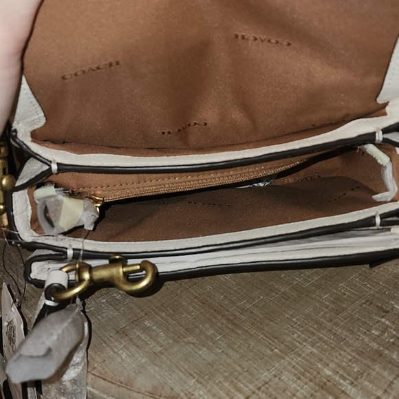 NWT Coach Cassie 19 Crossbody - Picture 10 of 16